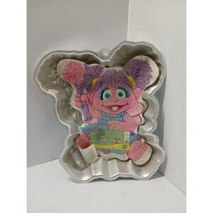 Wilton Sesame Street Abby Cadabby Cake Pan
